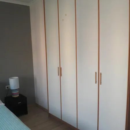 Spacious Town Apt With Sea View * خانيا